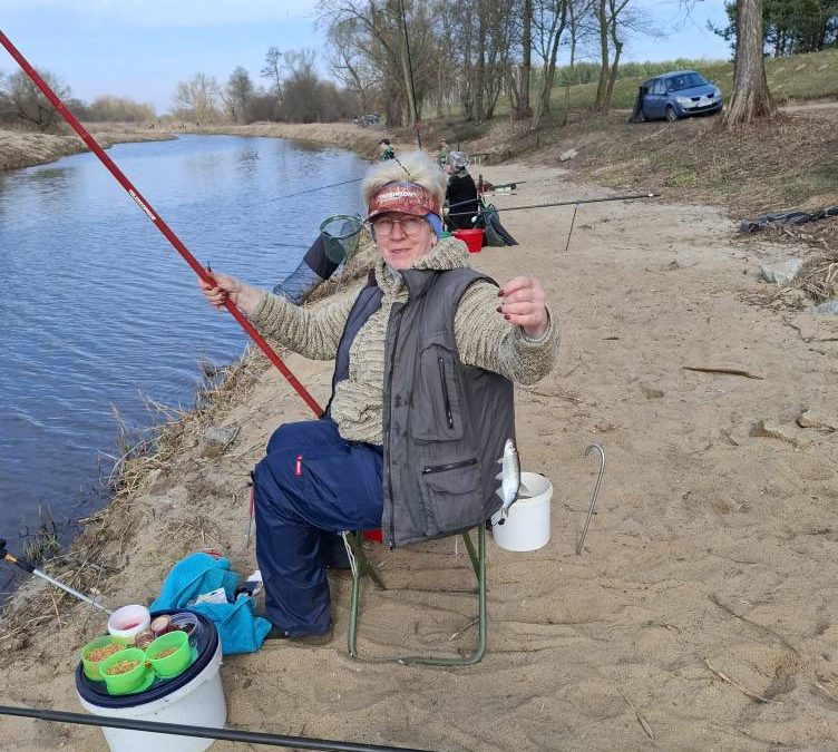 ZAWODY WĘDKARSKIE NA OTWARCIE SEZONU KOŁA „PZW LOKATOR”