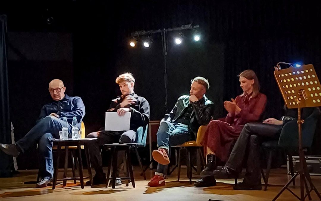 Zaduszkowe spotkanie „Z poezją i radiem” za nami